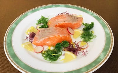 広島レモンサーモンのコンフィ